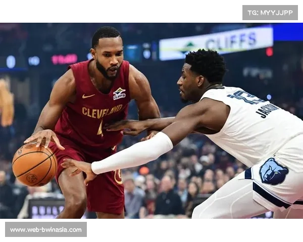 季后赛席位争夺白热化，七队胜场差在2场以内竞争激烈